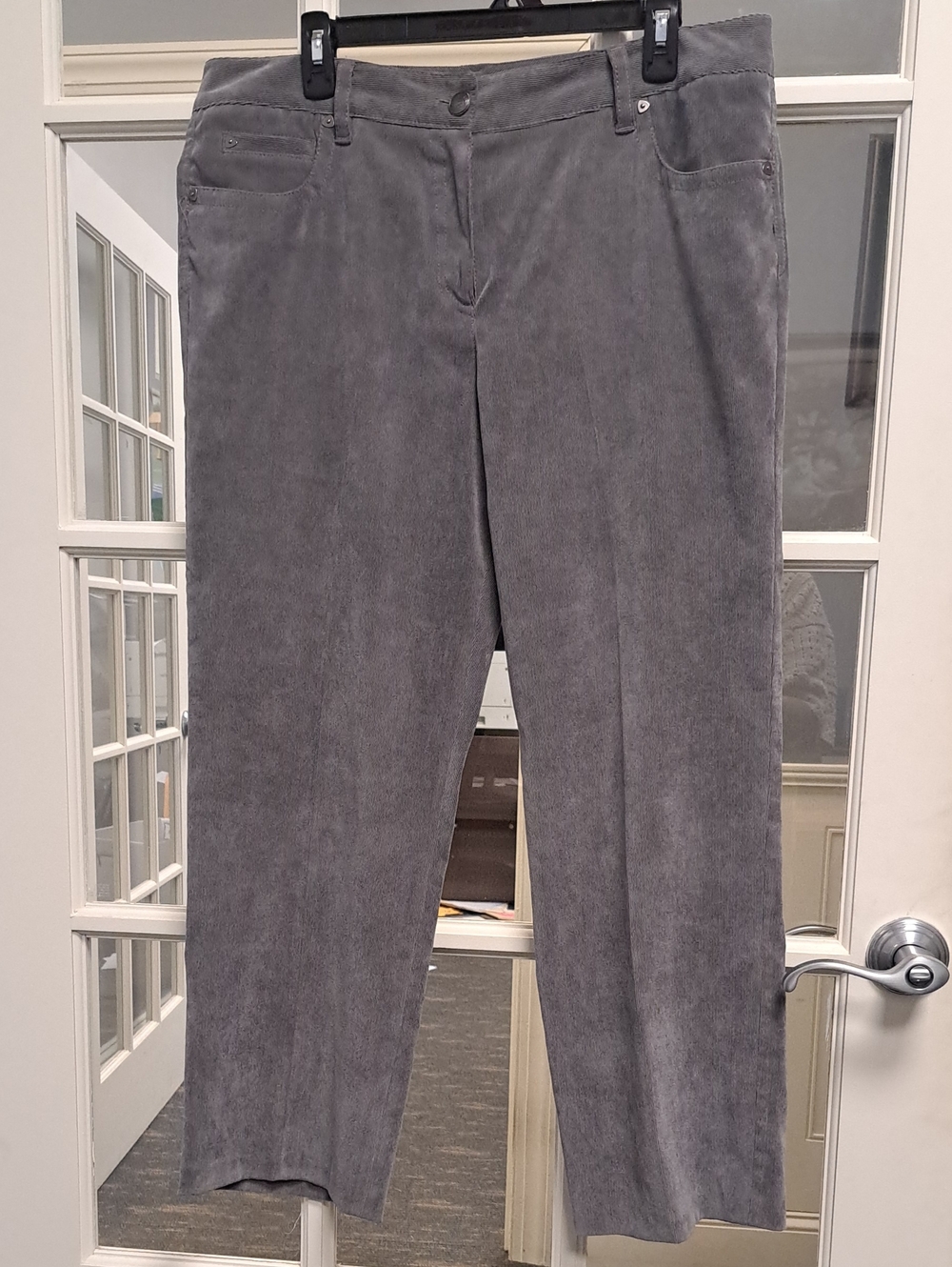 New Direction Women's Gray Straight-Leg Trousers Size 14